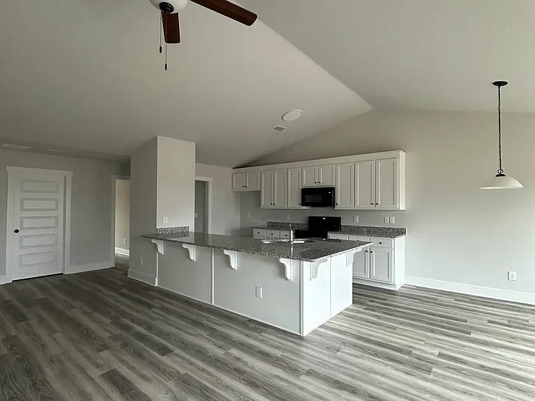 348 Dove Field Dr — Photo 5