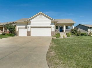 2918 E Lanners Cir, Wichita, KS 67219