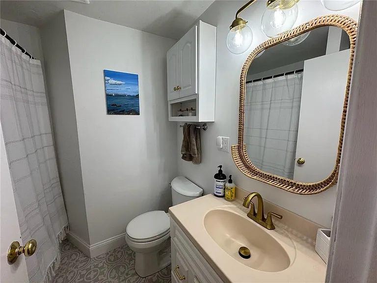 41 Dudley Ave — Photo 16