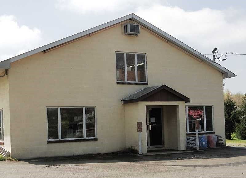 1st image of 725 County Road 579
