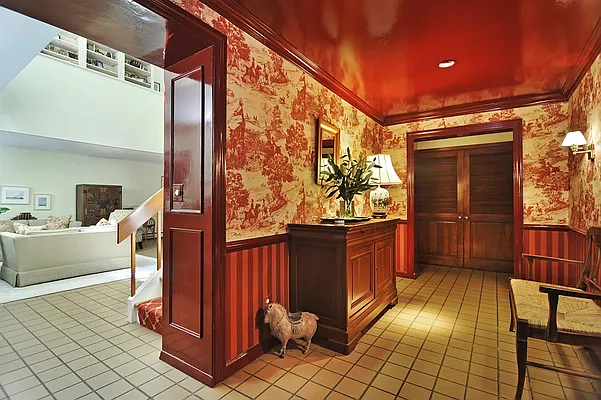 Sold by Corcoran | media 19