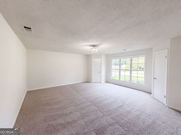 4th image of 6120 Dorchester Dr