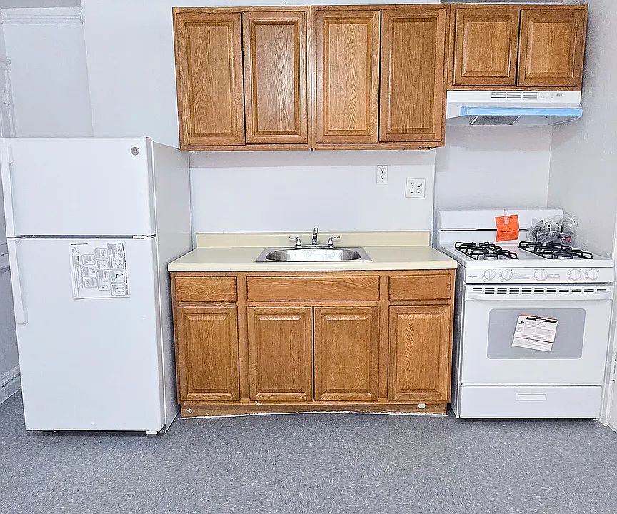 1st image of 731 Gerard Ave APT 2F