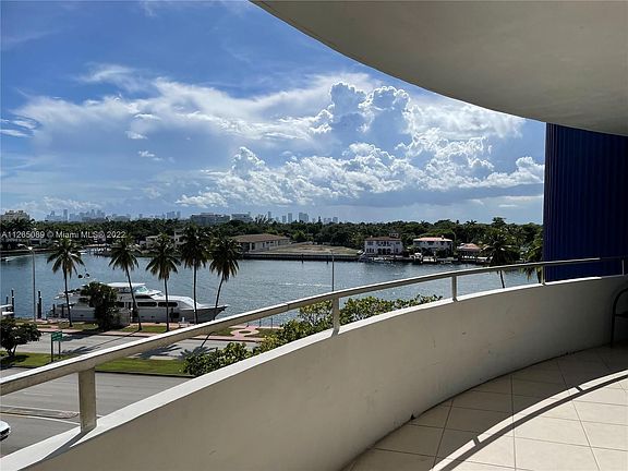 4th image of 5151 Collins Ave APT 624