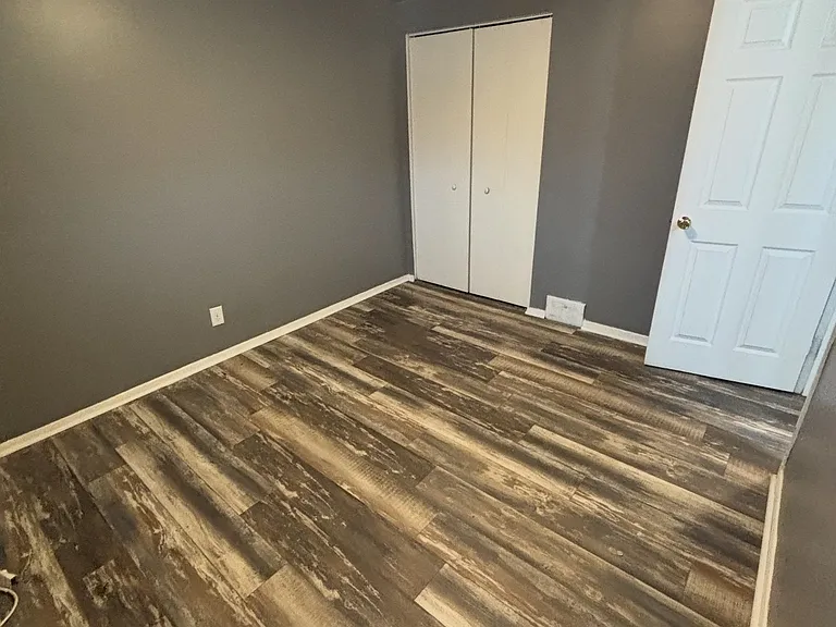 5976 Engle Rd — Photo 13