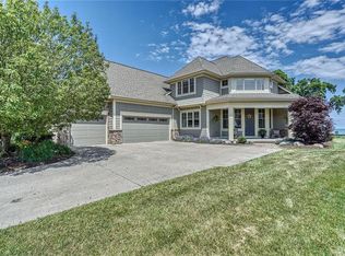 389 Coastal View Dr, Webster, NY 14580