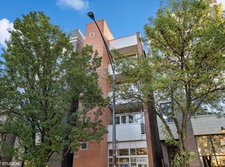 3925 N Ashland Ave APT 4, Chicago, IL 60613
