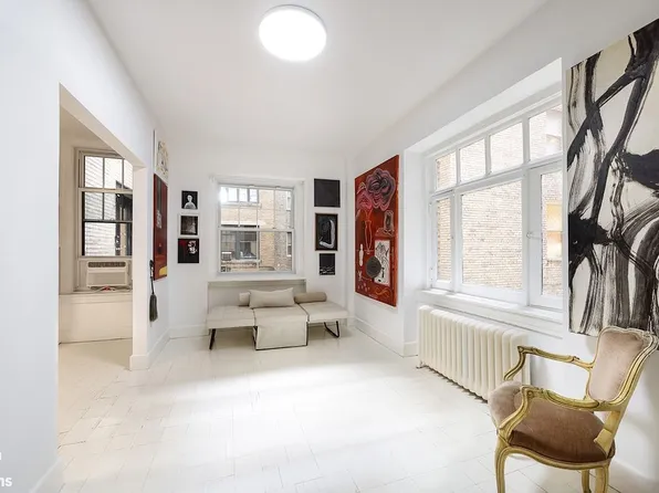 2 W 67th St APT 1A, New York, NY 10023