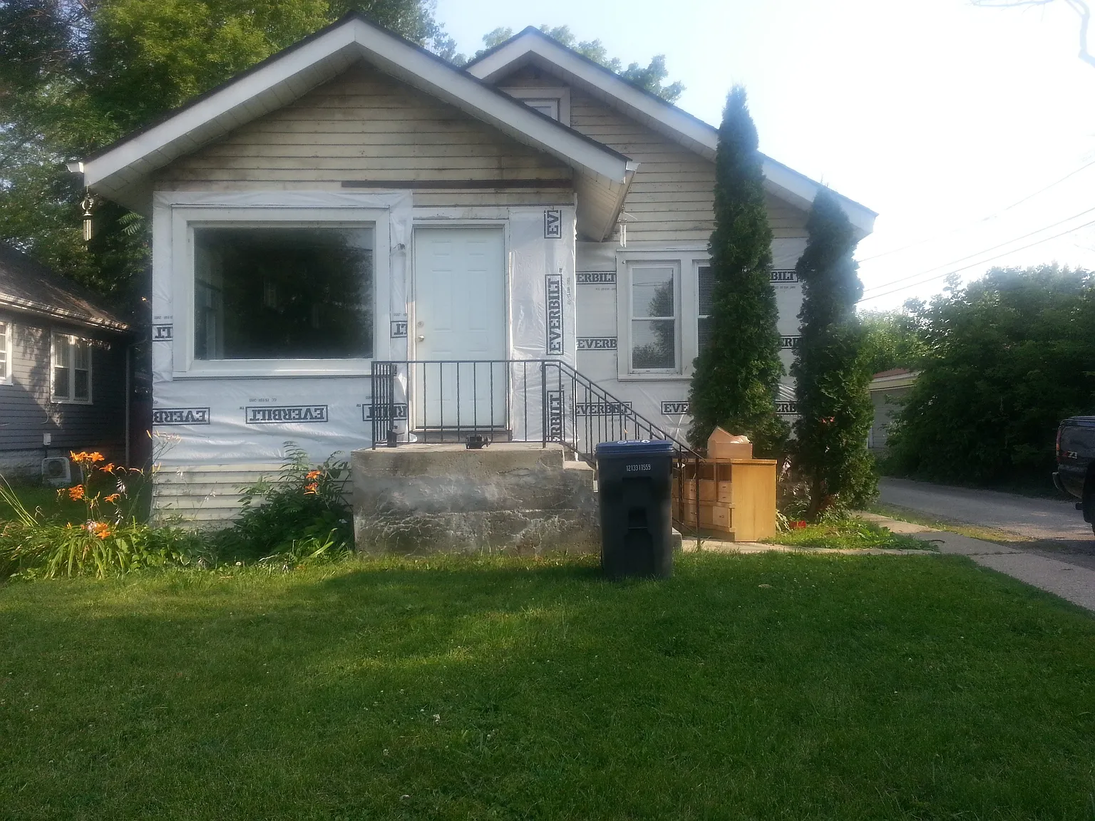 2021 Charron Ln photo 1