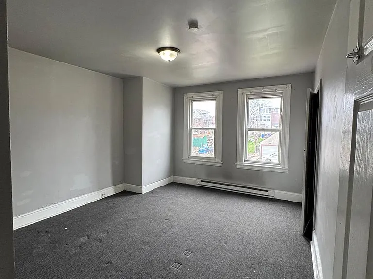 533 Buttonwood St — Photo 7