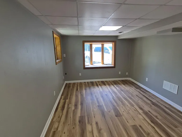 409 Grafton Rd — Photo 7