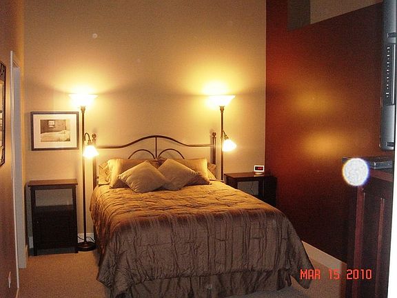 5th image of 2303 S Michigan Ave APT 403