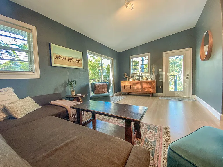 402 Coconut Dr — Photo 21