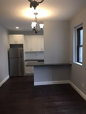 Sold by Halvatzis Realty | media 2