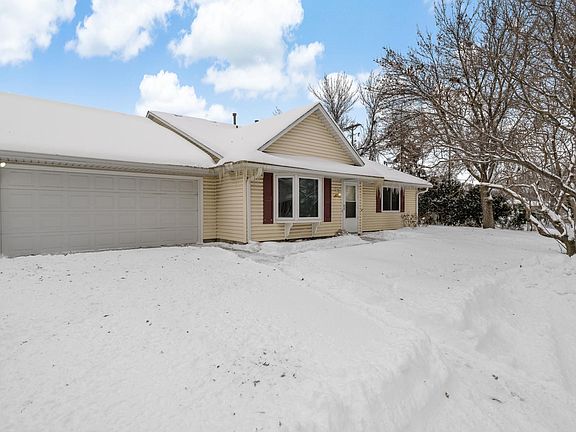 2nd image of 3650 Gershwin Ln N