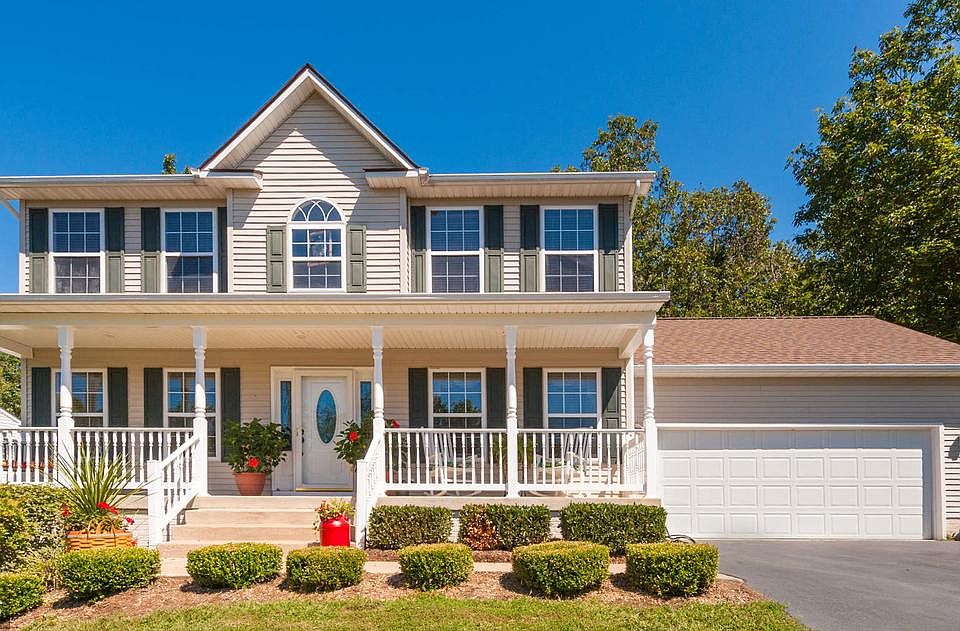 1st image of 12914 Maple Springs Dr