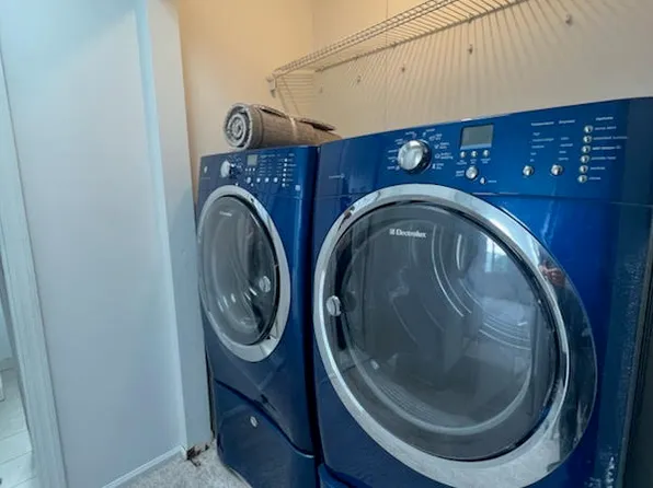 264 Ward Avenue image 15 of 21