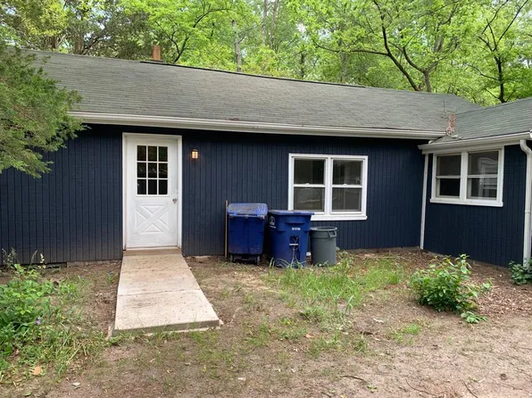 536 Ridgeview Ave, Browns Mills, NJ 08015