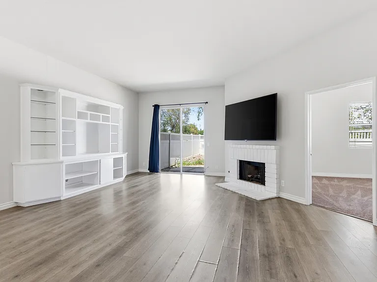 24409 Hillsdale Ave #9 — Photo 9