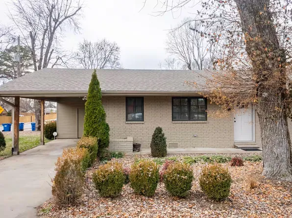 301 NW F St, Bentonville, AR 72712