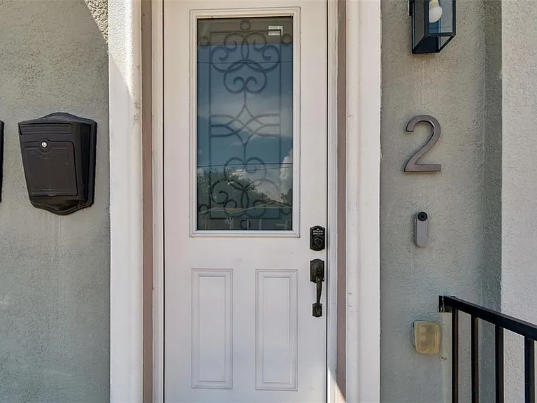 2113 W Cass St #2 — Photo 4