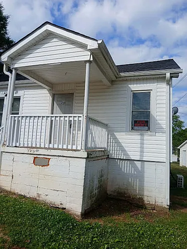 26B Arch St Photo 1