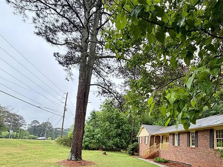 665 Arnold Rd — Photo 40