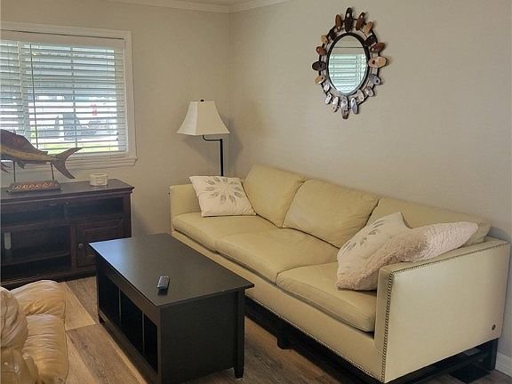 5th image of 20611 Basin Dr