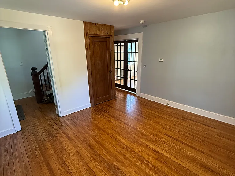 96 W Main St — Photo 18
