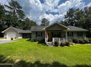 195 River Bend Dr, Macon, GA 31211