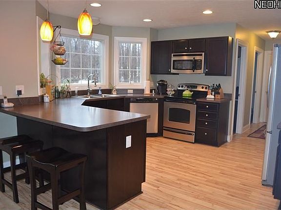4th image of 9953 High Country Dr