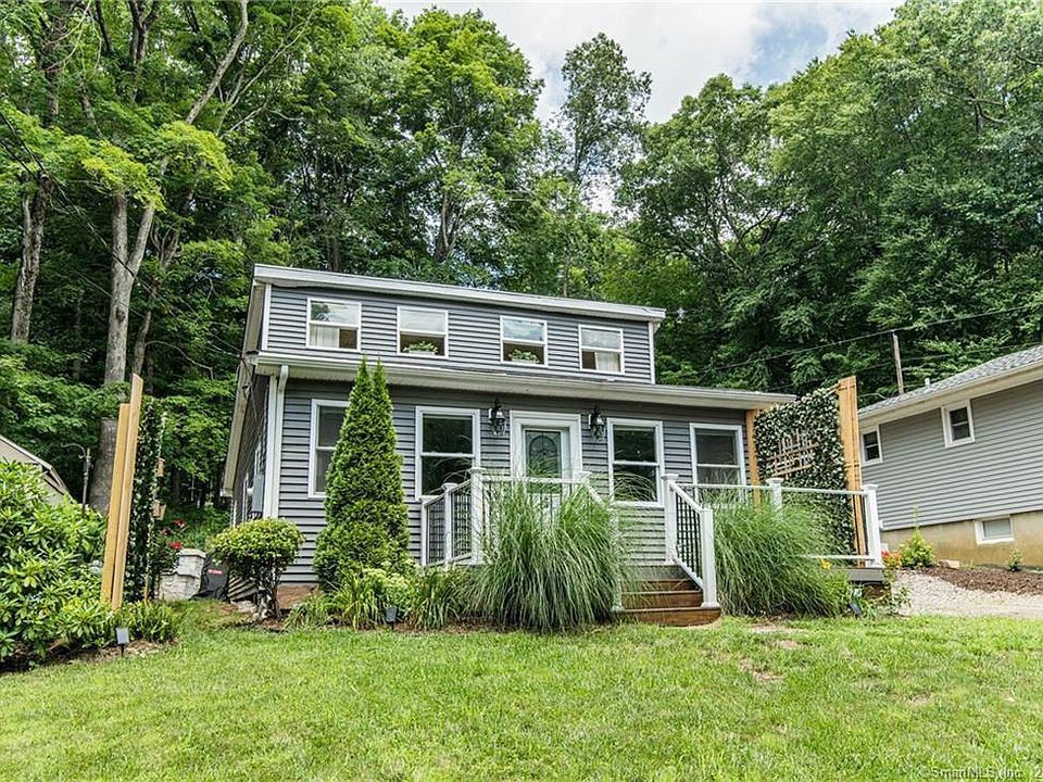 1st image of 42 Westford Dr
