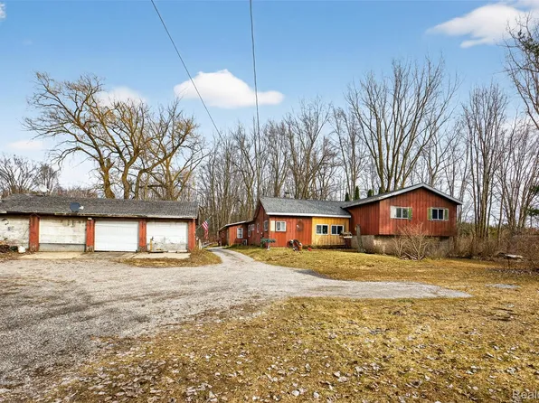 7651 Caine Rd, Millington, MI 48746
