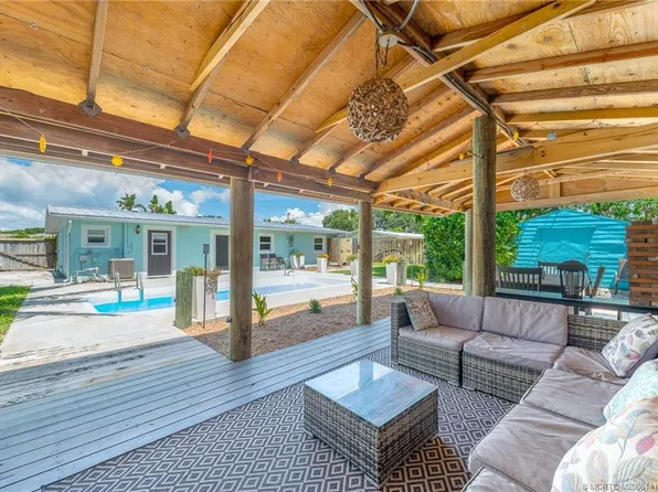 2859 NE Hickory Ridge Ave, Jensen Beach, FL 34957