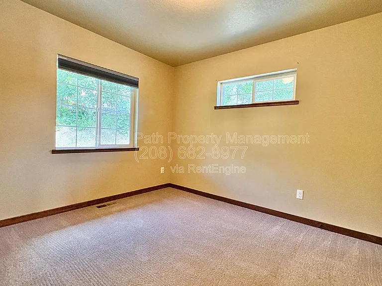 23732 N Lakeview Blvd — Photo 21