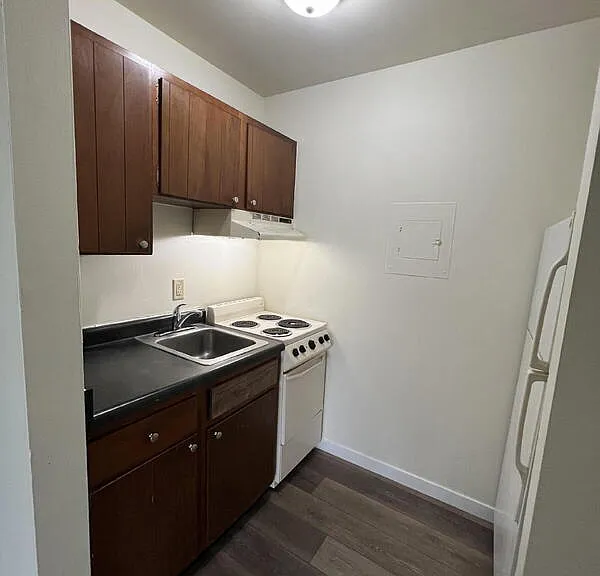 2222 Independence Ln #6 — Photo 7