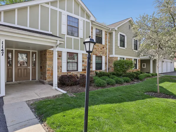 1147 Middlebury Ln APT A2, Wheeling, IL 60090