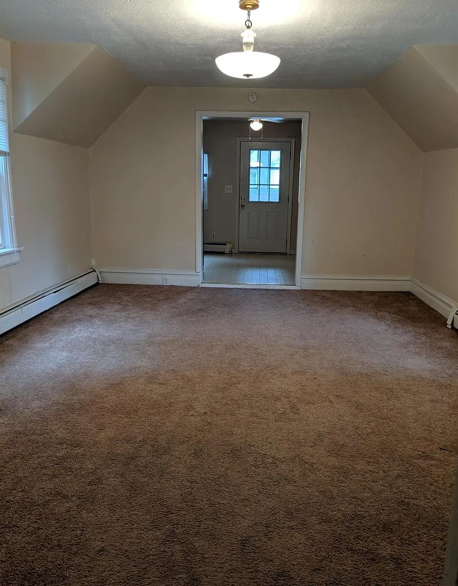 2 bed, $750 — Photo 3
