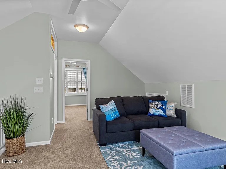125 Pelican Dr — Photo 38