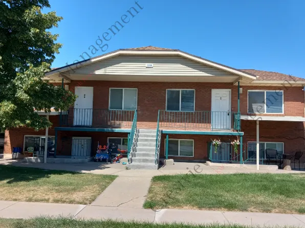 1214 Riverdale