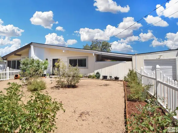 11270 Green Mountain St, Reno, NV 89506