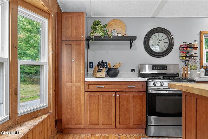 2nd image of 251 Stock Farm Road