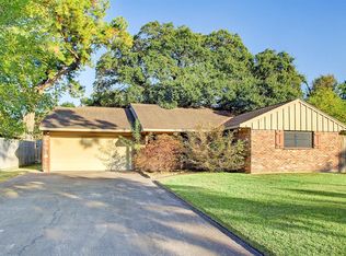 2030 Counter Point Dr, Houston, TX 77055