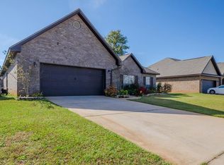 9813 Torrington Dr N, Semmes, AL 36575