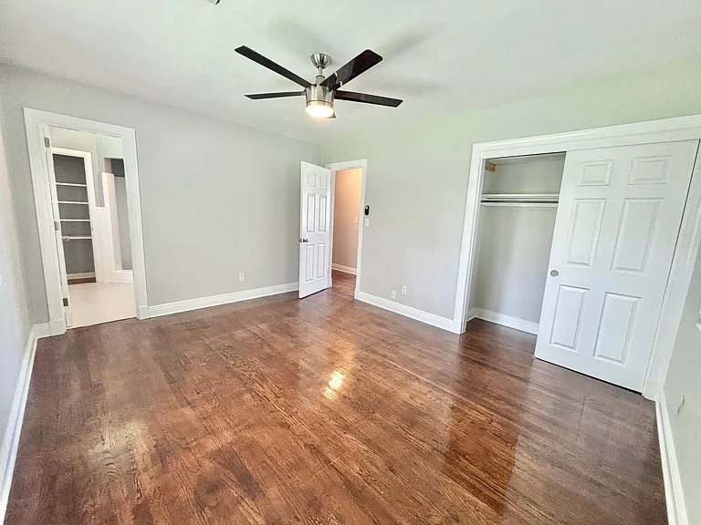 3331 Bayou Blvd — Photo 5