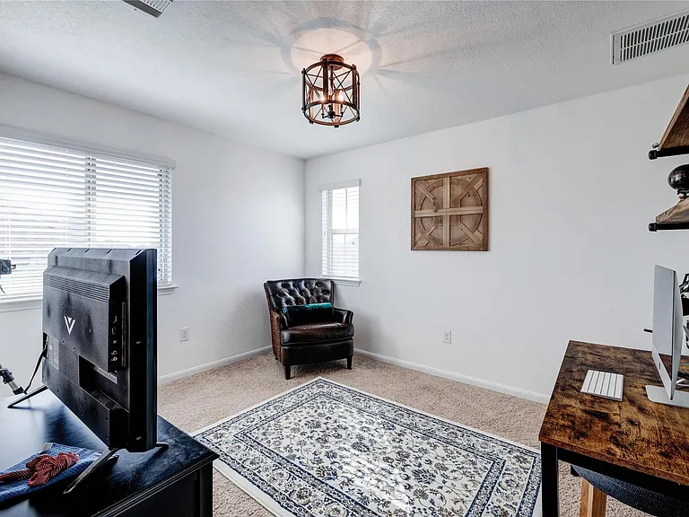 5901 Scenic Lake Dr — Photo 25