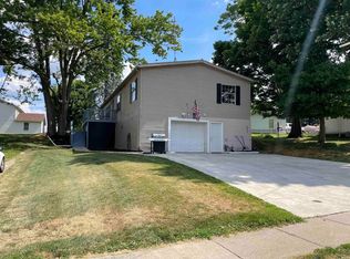 4110 E Bellefontaine Rd, Hamilton, IN 46742