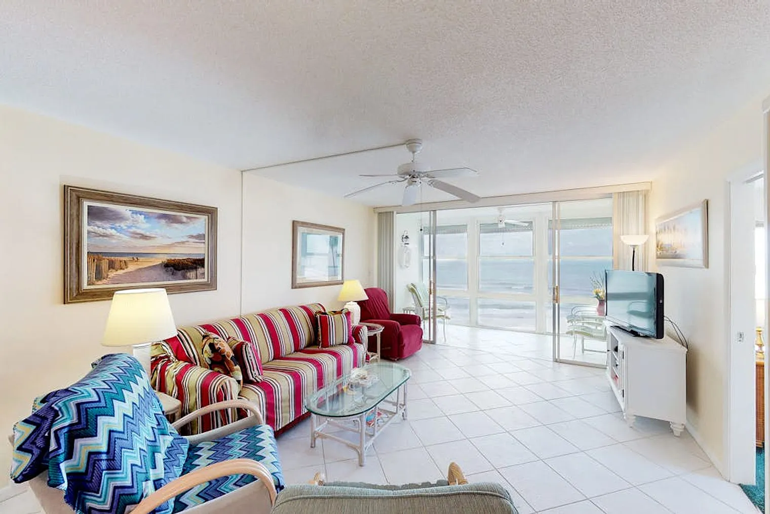 2 bed, 2.0 bath, 990 sqft, $6,324 — Photo 1
