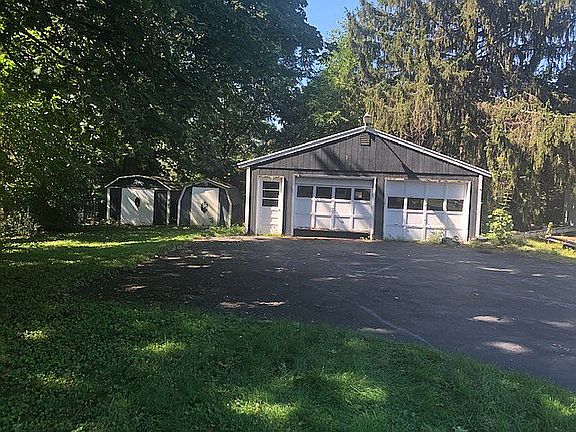 Back yard/detached garage