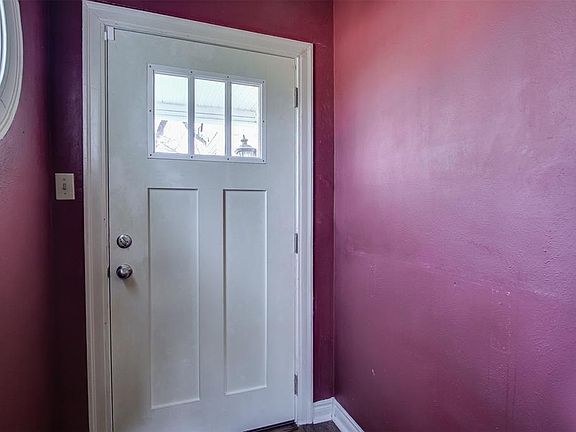 4th image of 4928 Meadowbrook Dr